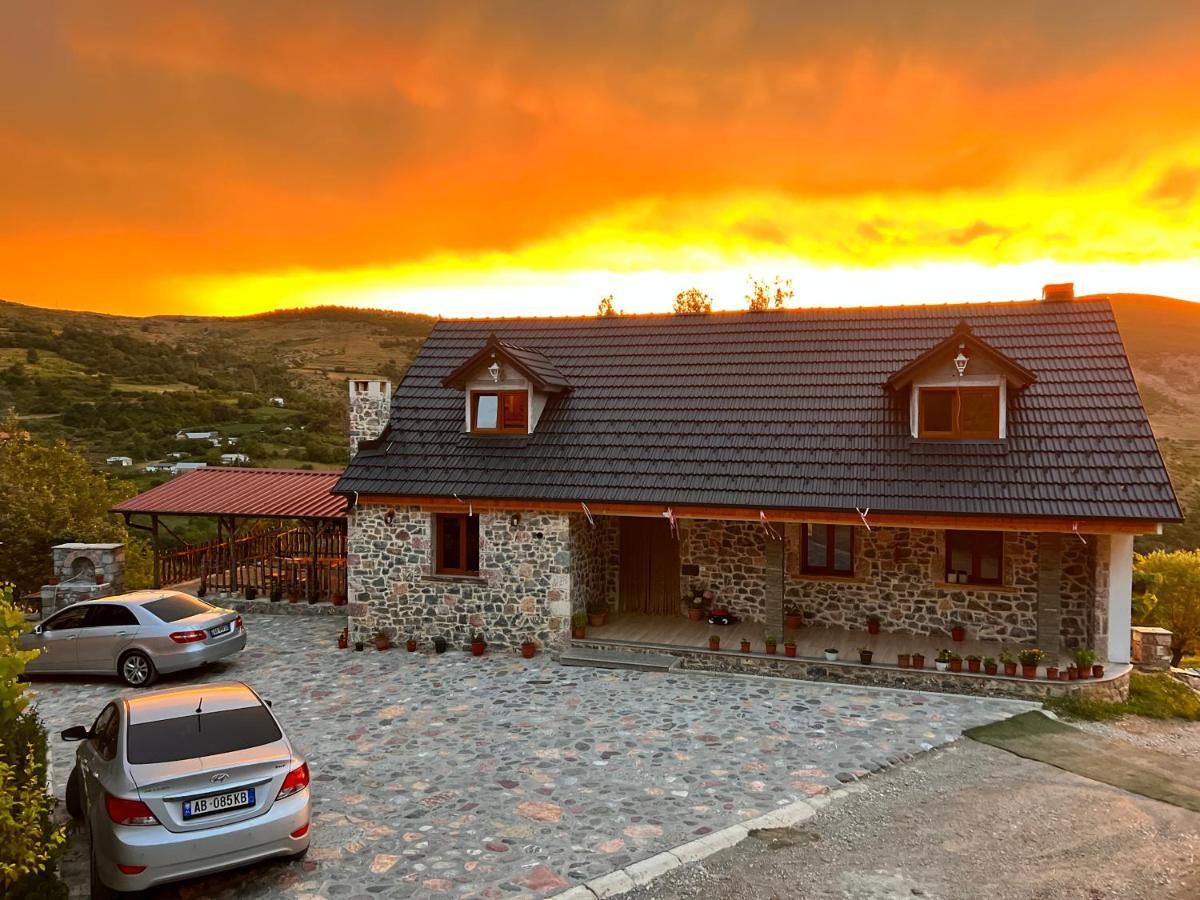 Guesthouse Kevin Kukes Eksteriør bilde